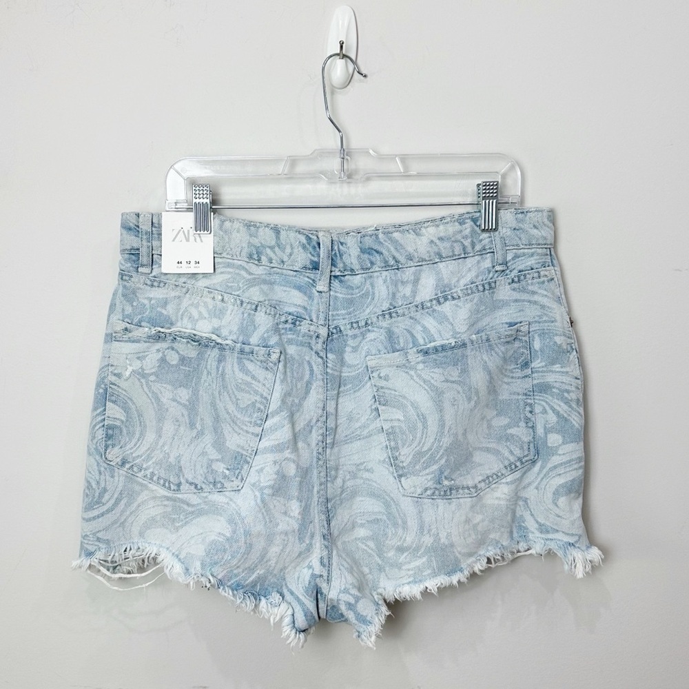 Zara Mid Rise Swirl Pattern Denim Shorts - Picture 2 of 5